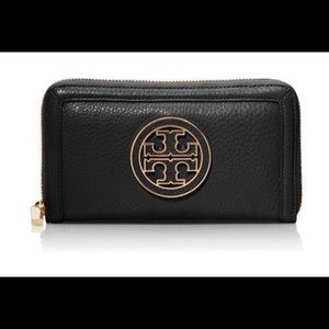 Tory Burch Leather Wallet